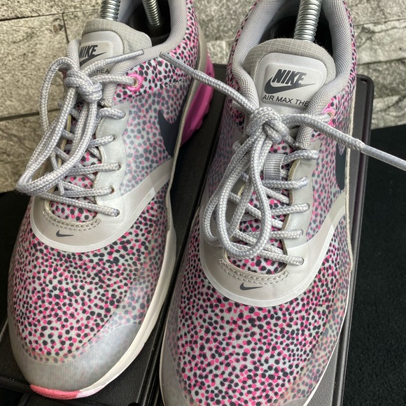 Nike Air Max Thea Fashion Sneakers Dots - Picture 5 of 10